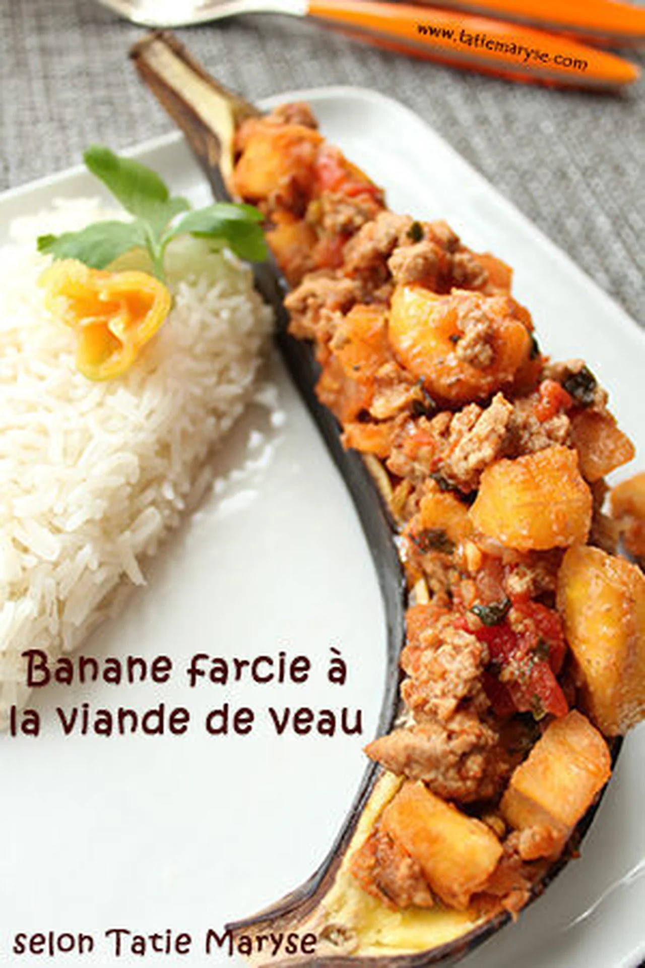 Banane plantain farcie à la viande de veau