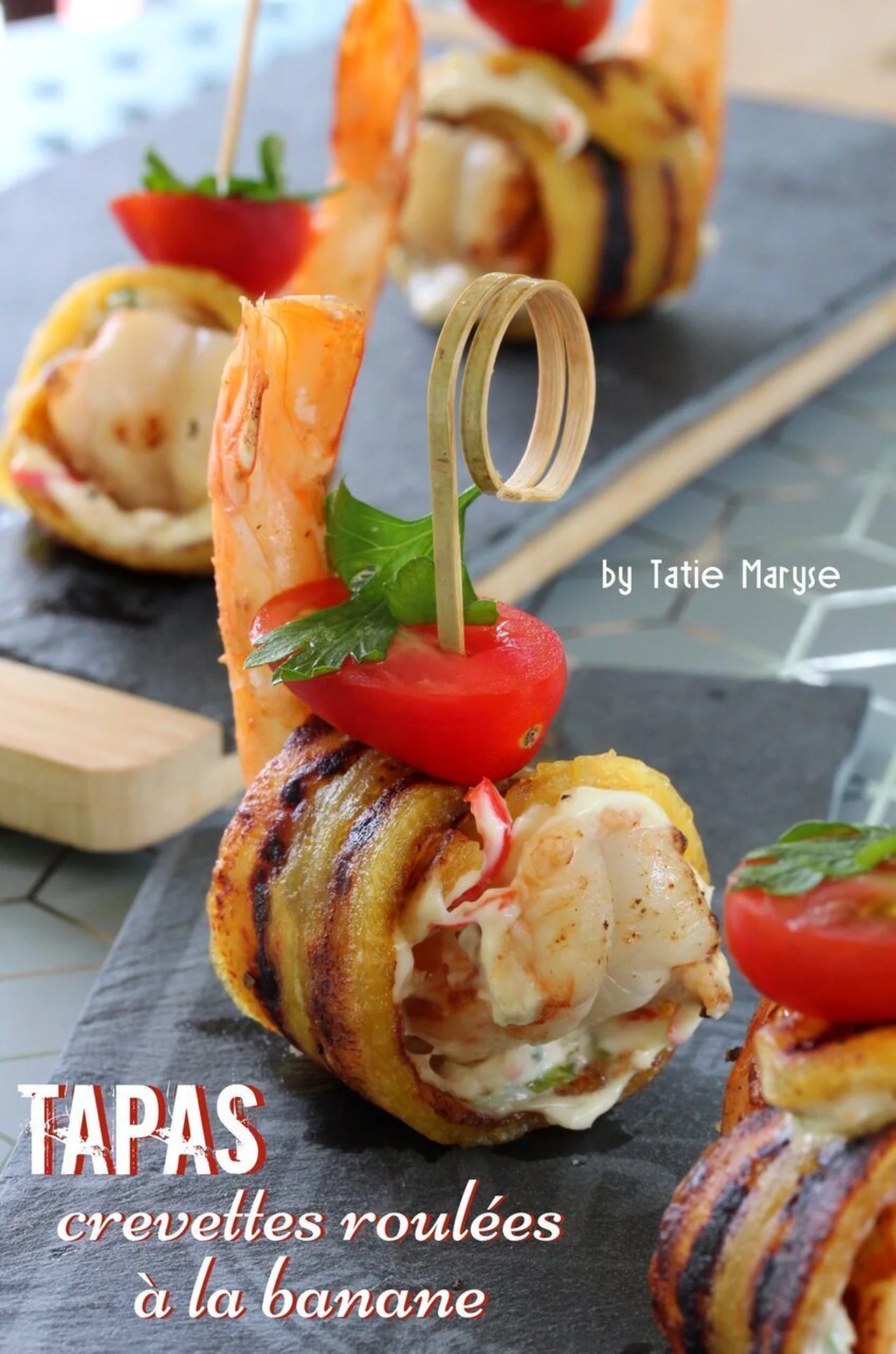 Crevettes roulées à la banane façon tapas