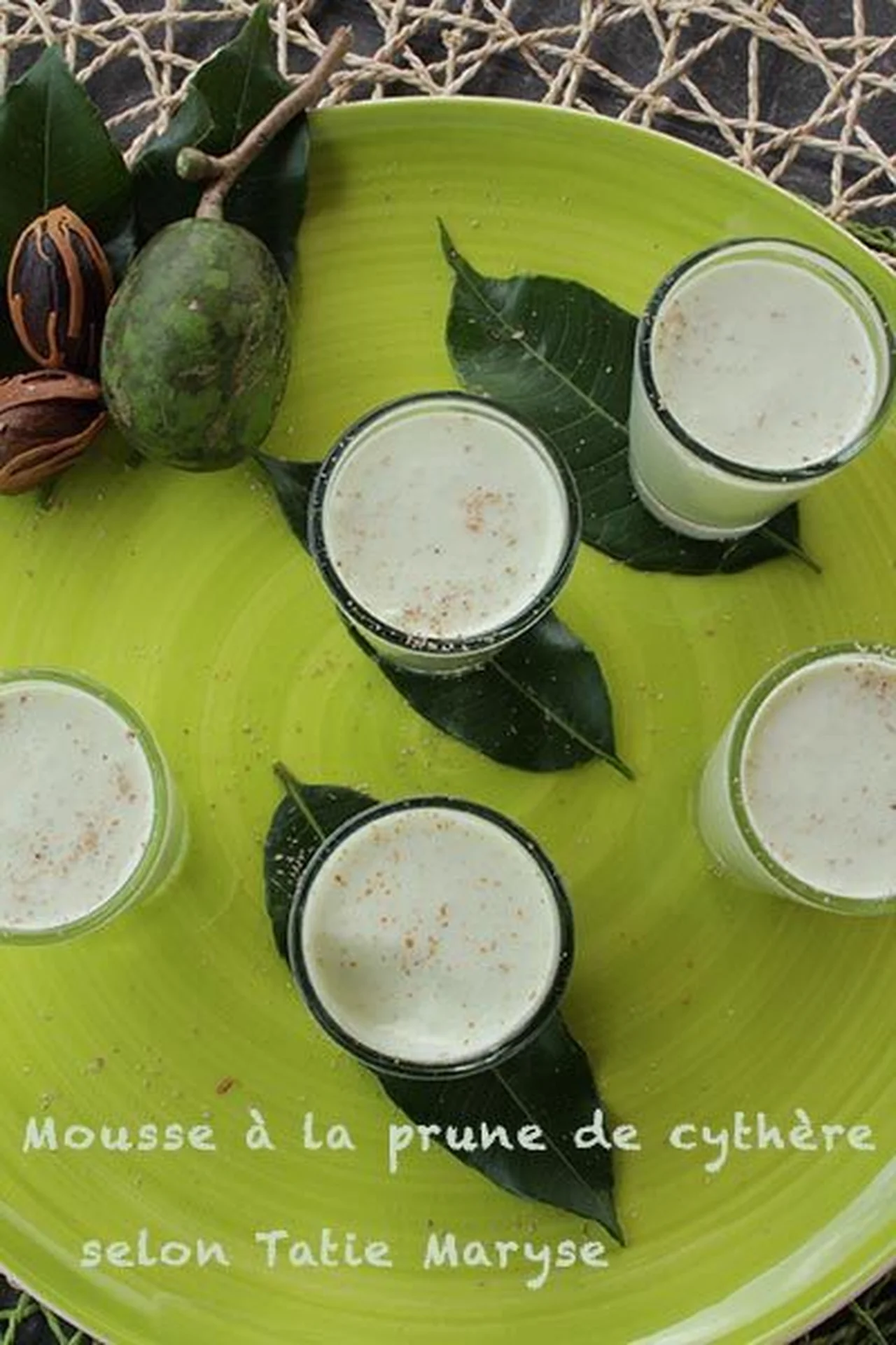 Mousse de prune de cythère