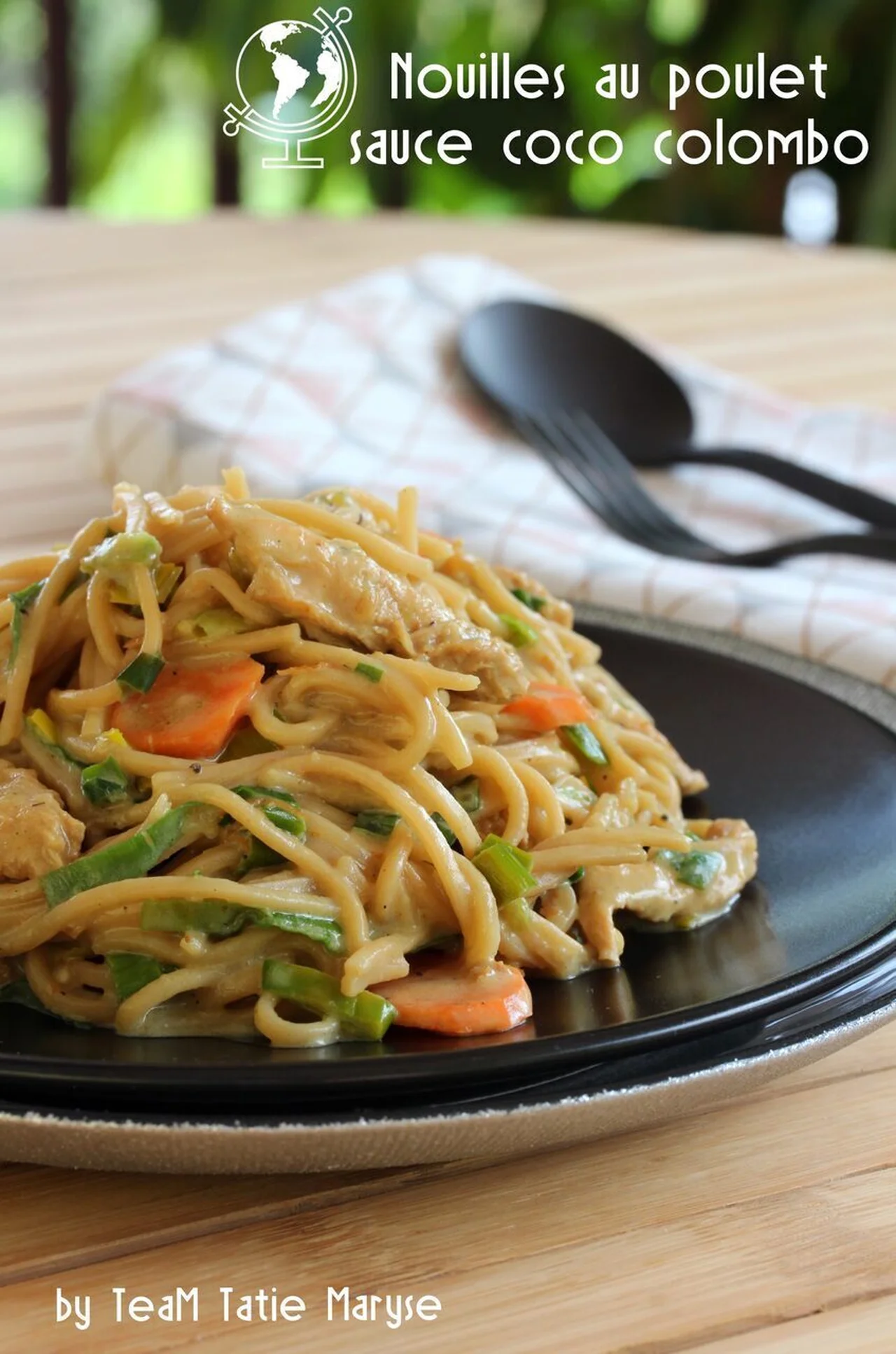 Nouilles au poulet, sauce coco-colombo