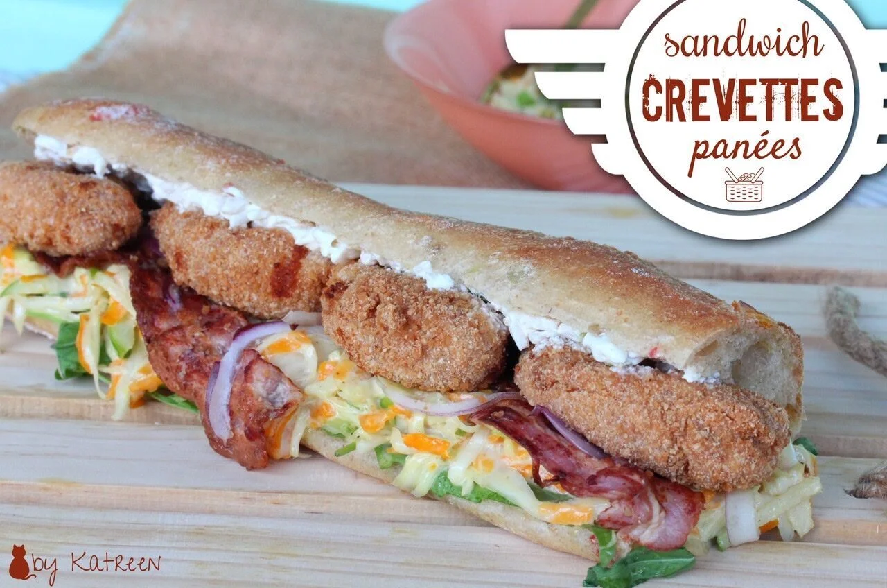 Sandwich crevettes panées et coleslaw à la pomme