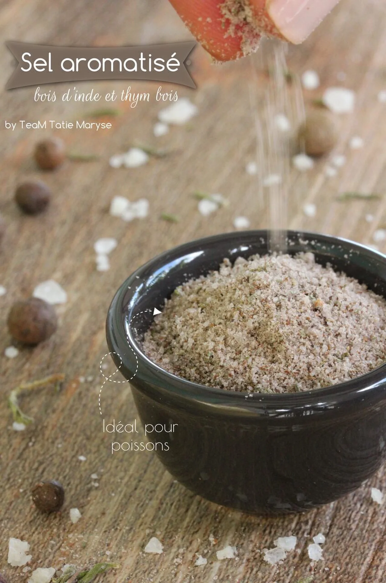 Sel aromatisé au bois d'inde et thym