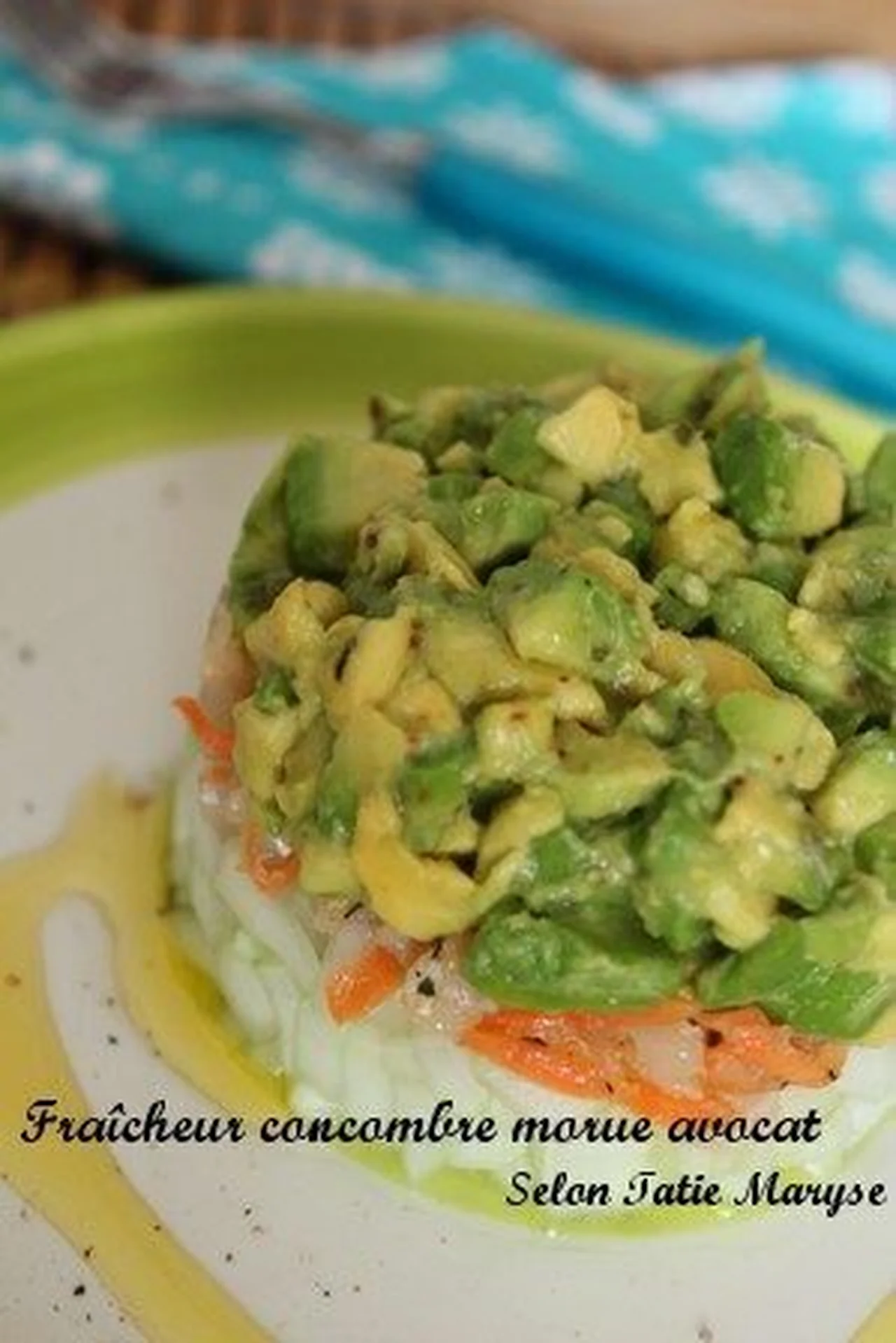 Tartare avocat morue concombre