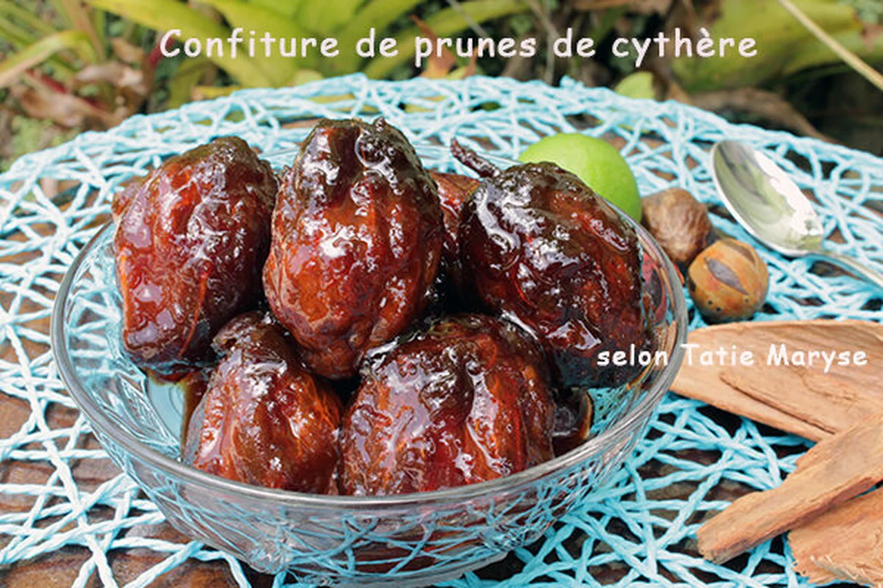 Confiture de prunes de cythère