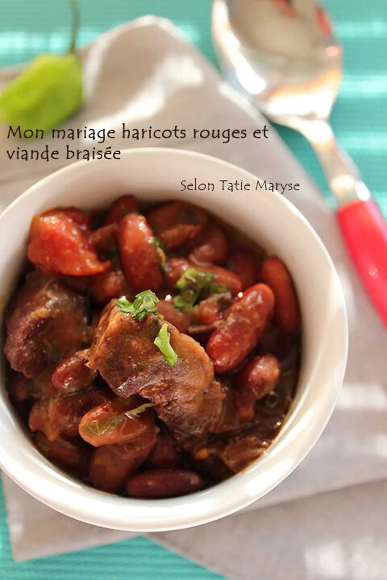 Haricots rouges à la viande braisée