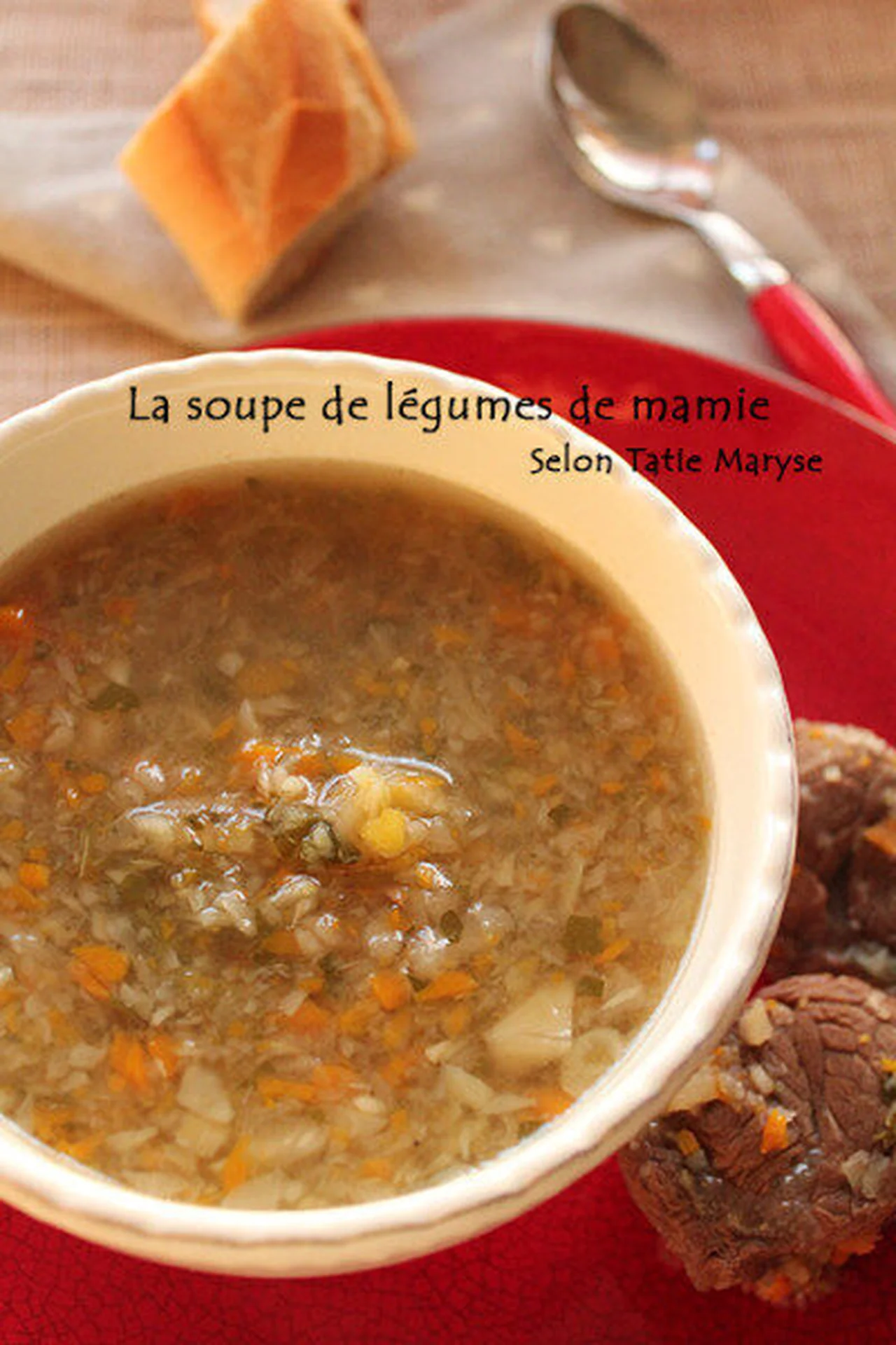 Soupe de légumes lentement mijotée