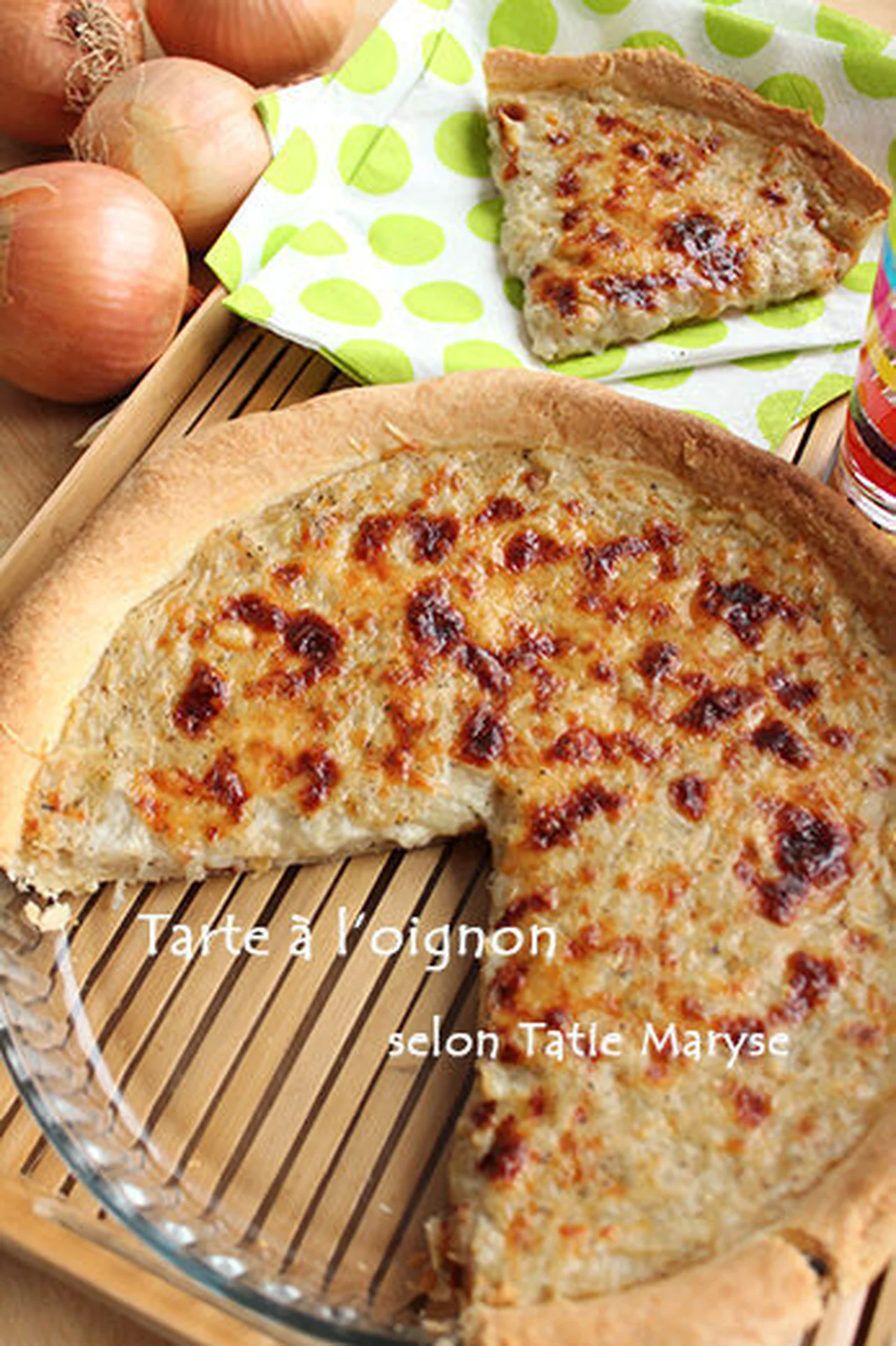 Tarte à l'oignon avec béchamel