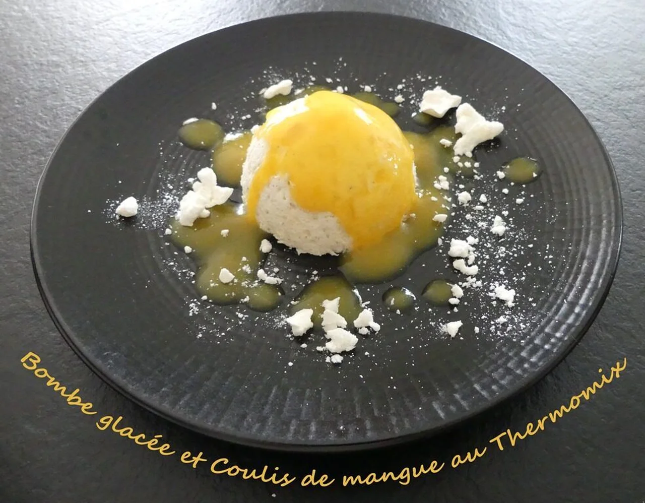Bombe glacée meringuée