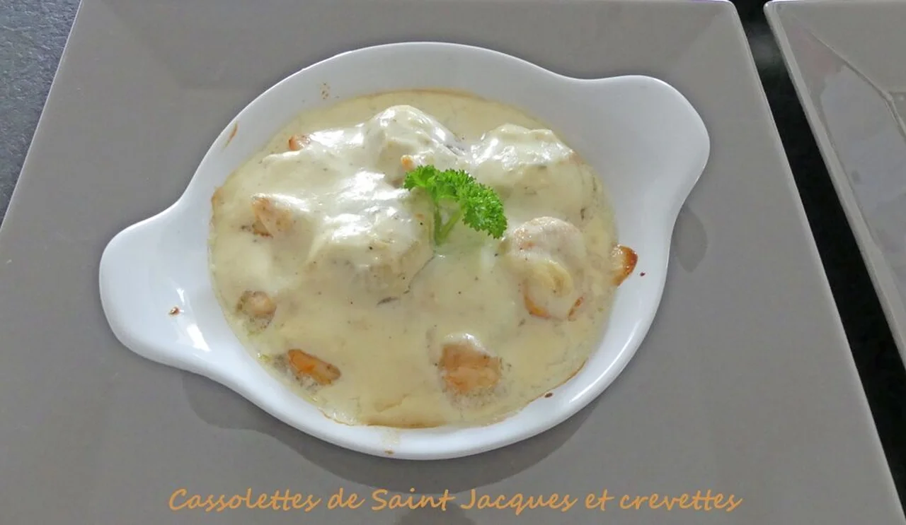 Cassolettes de Saint-Jacques et crevettes