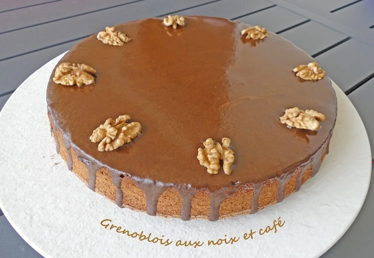 Grenoblois aux noix et café
