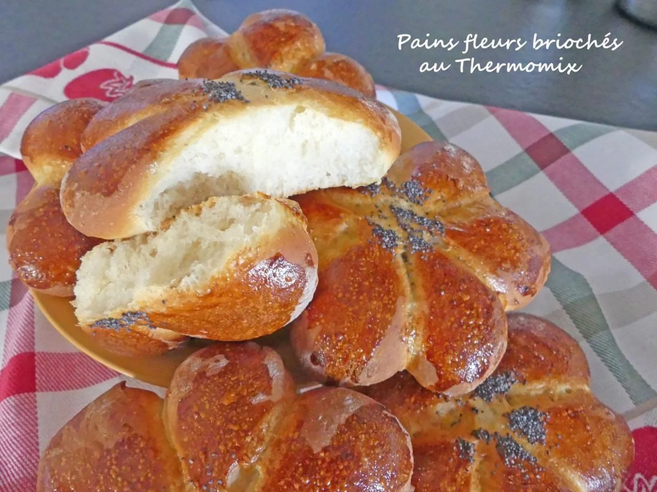 Pains fleurs briochés au Thermomix