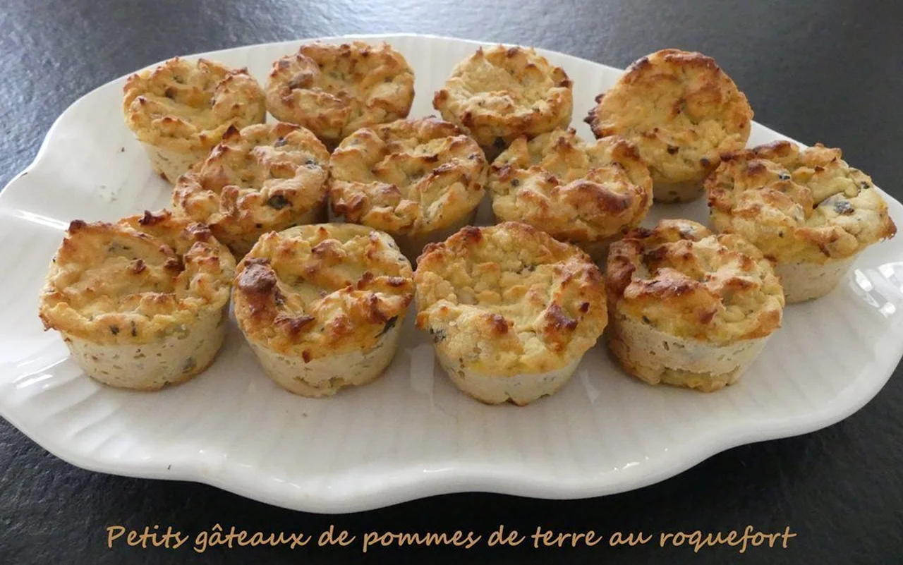 Petits gâteaux de pommes de terre au roquefort