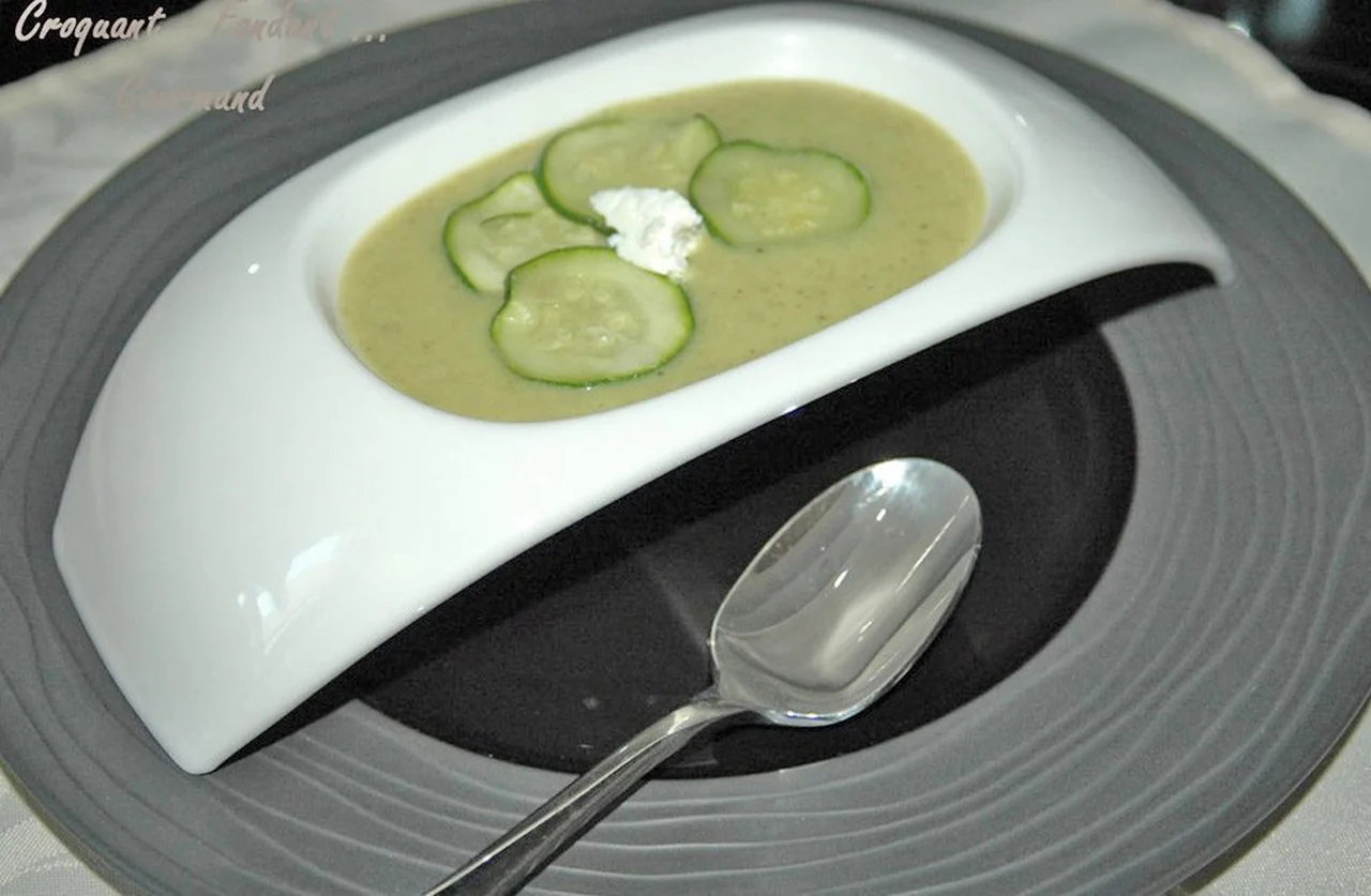 Velouté de courgettes à la feta