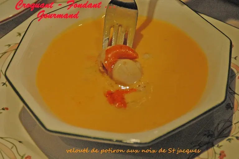 Velouté de potiron aux noix de St-Jacques