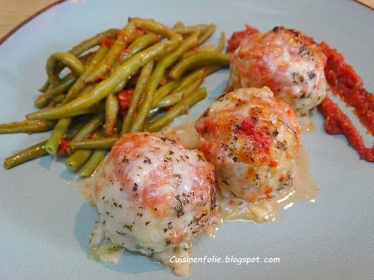 Boulettes de poulet, Mozzarelle, sauce tomate