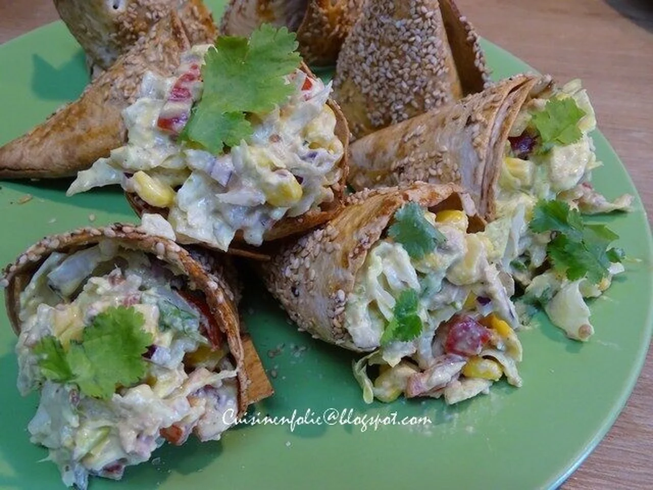 Cônes croustillants maïs, thon et mayonnaise curry