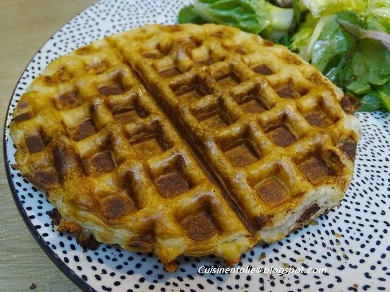 Croques-gaufres feuilletés jambon, chèvre, épinards