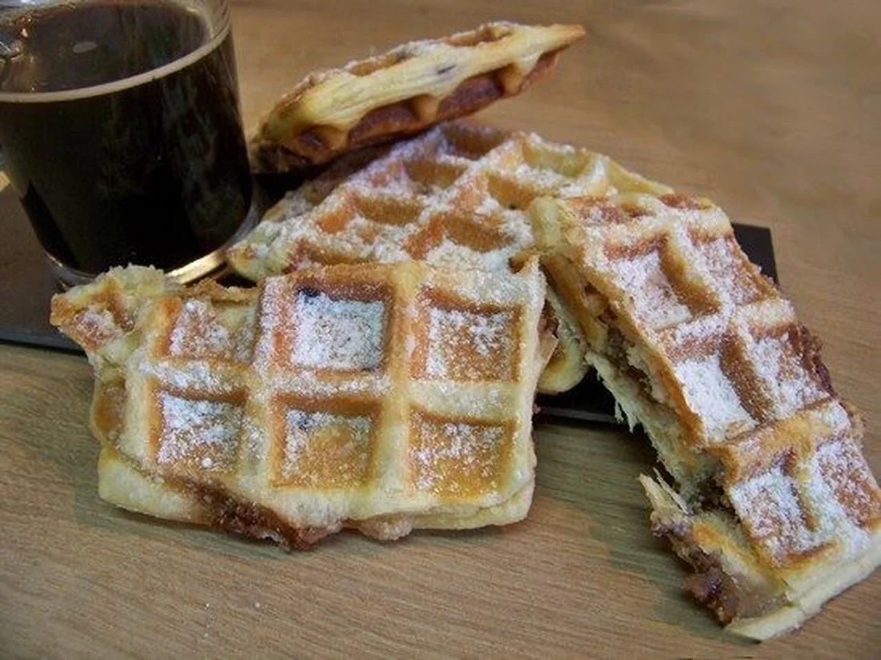 Galettes gaufres feuilletées crème d'amande