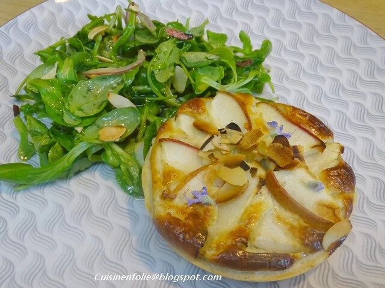 Mini-quiche poires Williams, Roquefort et amandes effilées