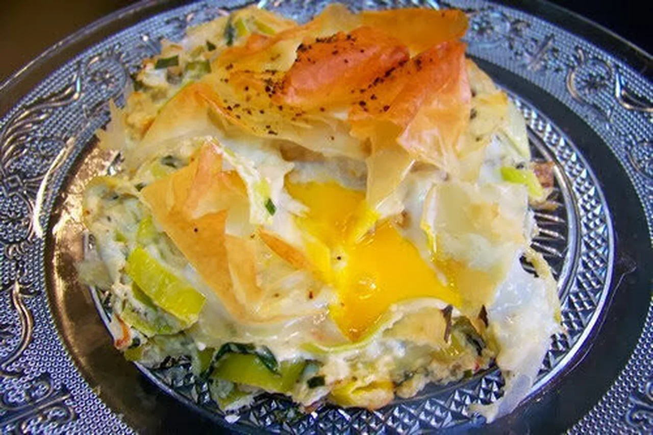 Oeufs en croustade, chèvre frais, tapenade au poireau et piment d'Espelette