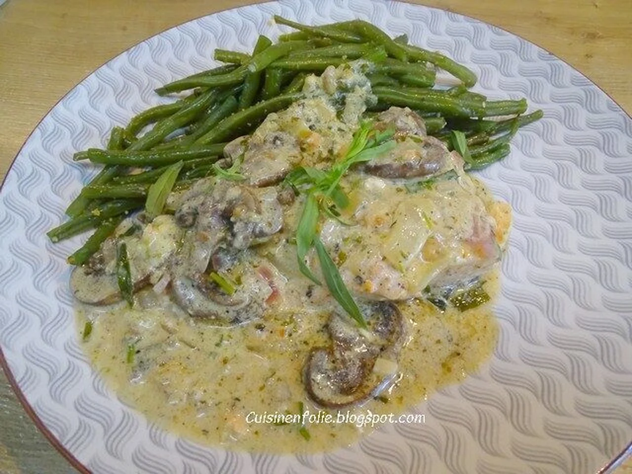 Pavés de truite, sauce crème de soja et champignons