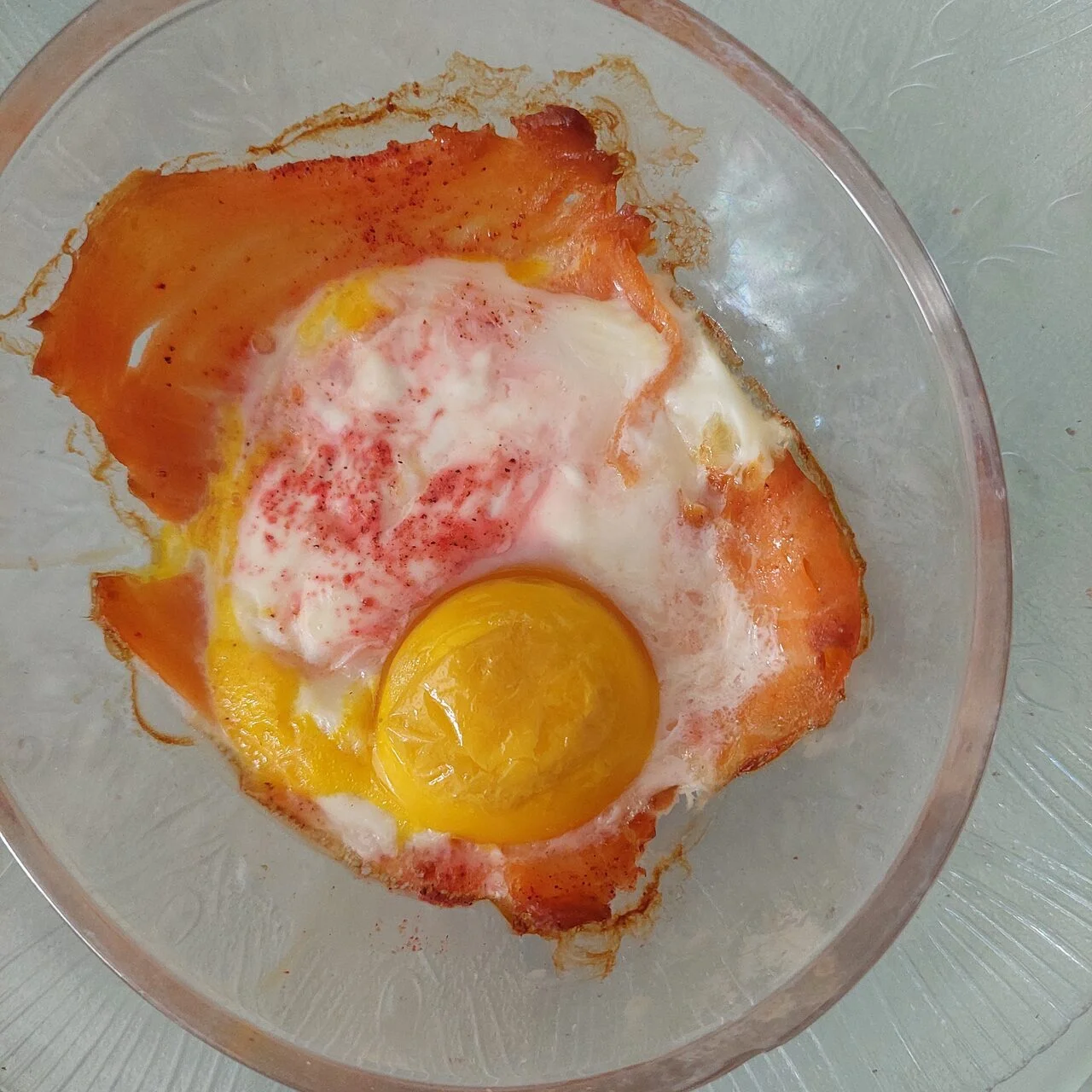 Œufs cocotte à la truite fumée
