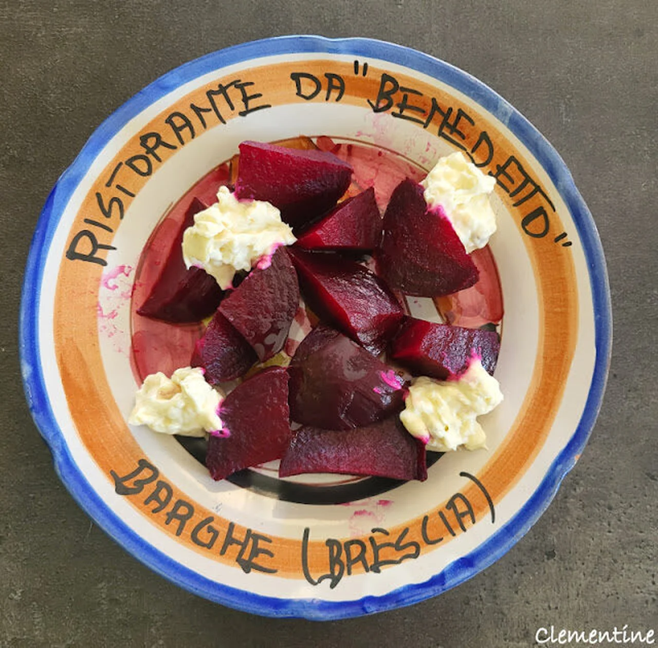 Betteraves au gorgonzola à la cuillère