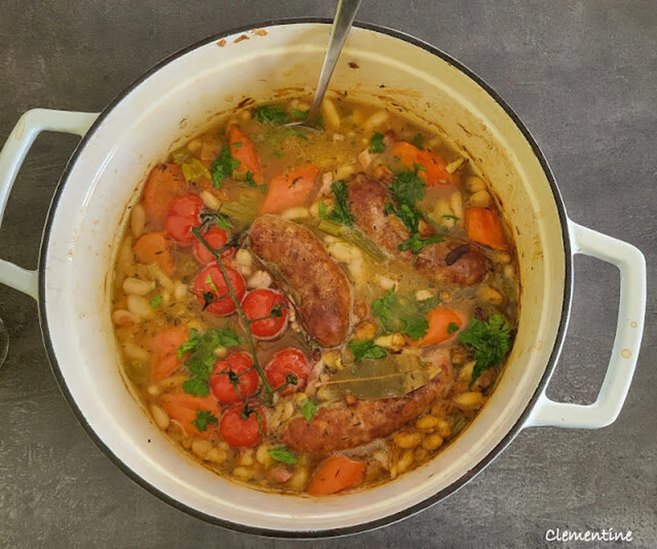 Cassoulet aux saucisses au fenouil