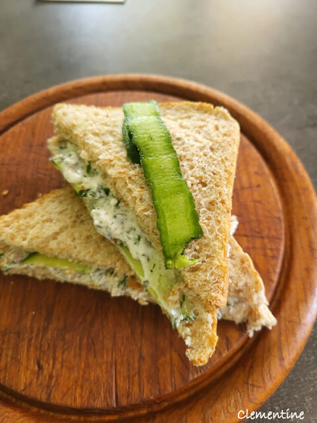 Club sandwich concombre et chèvre frais
