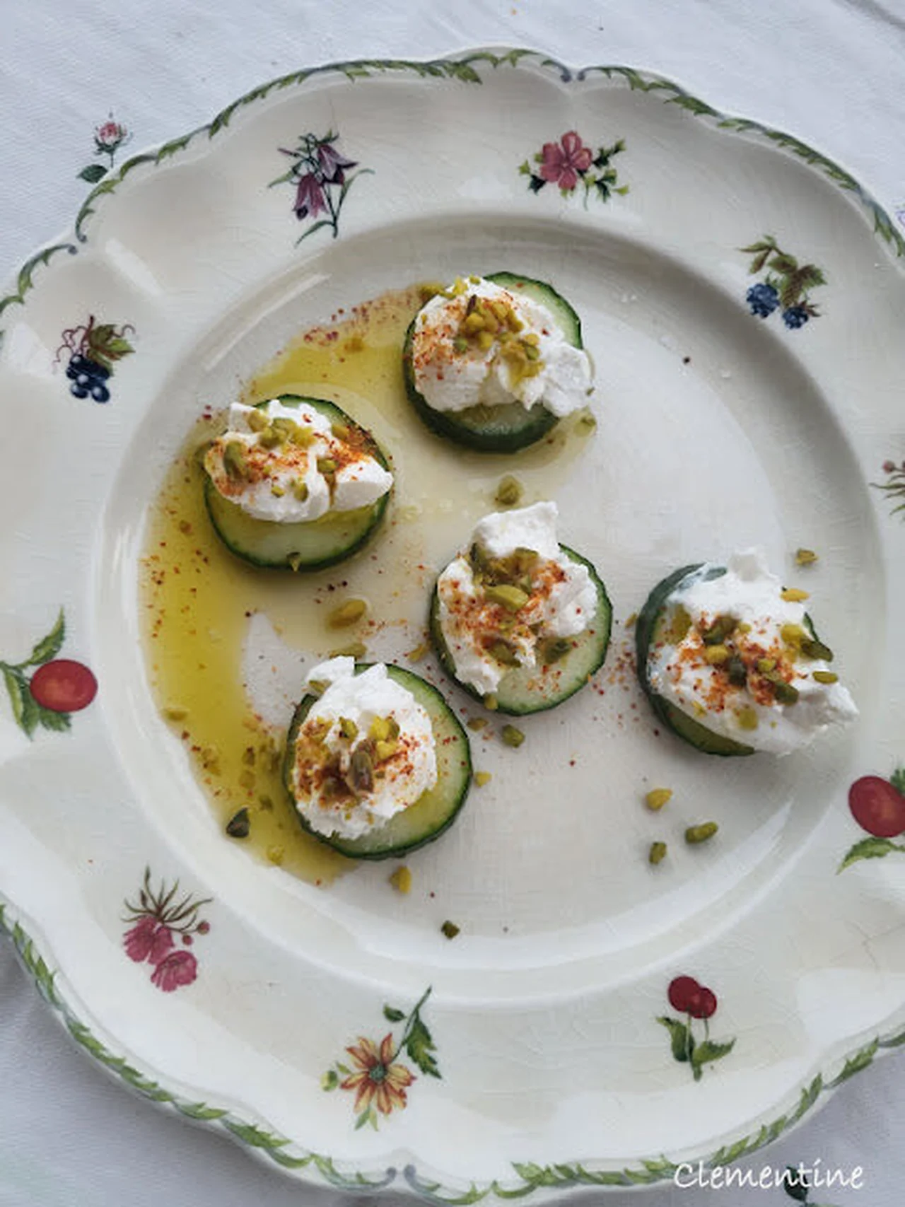 Concombre, ricotta et pistaches