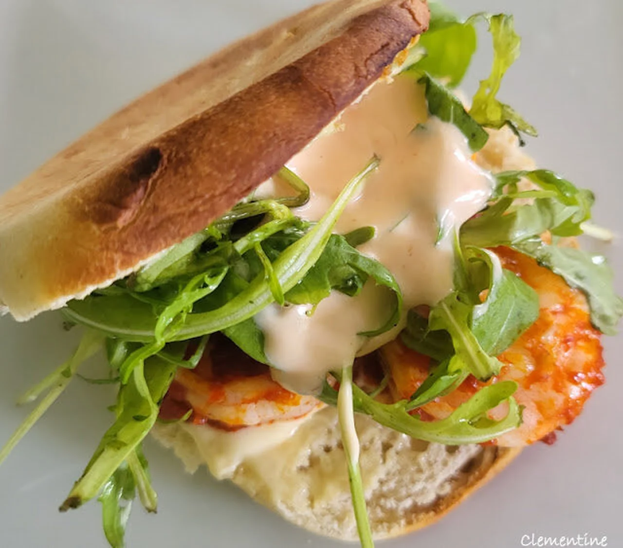 Crevette roll au beurre de poivrons