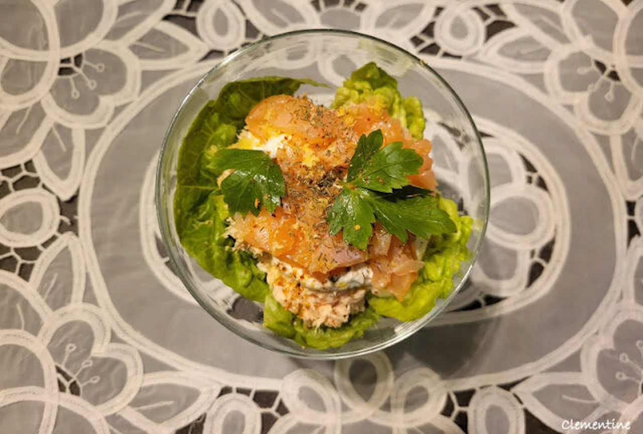 Frivolité de saumon et mousse de crevettes