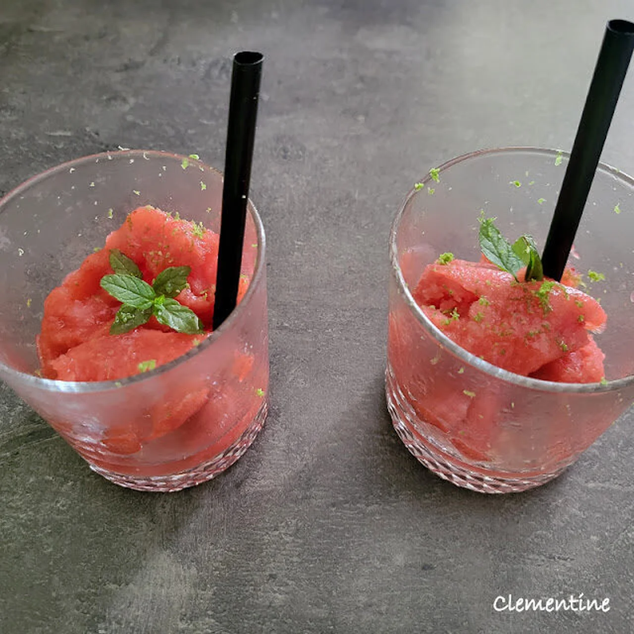 Sorbet aux fraises et à la vodka
