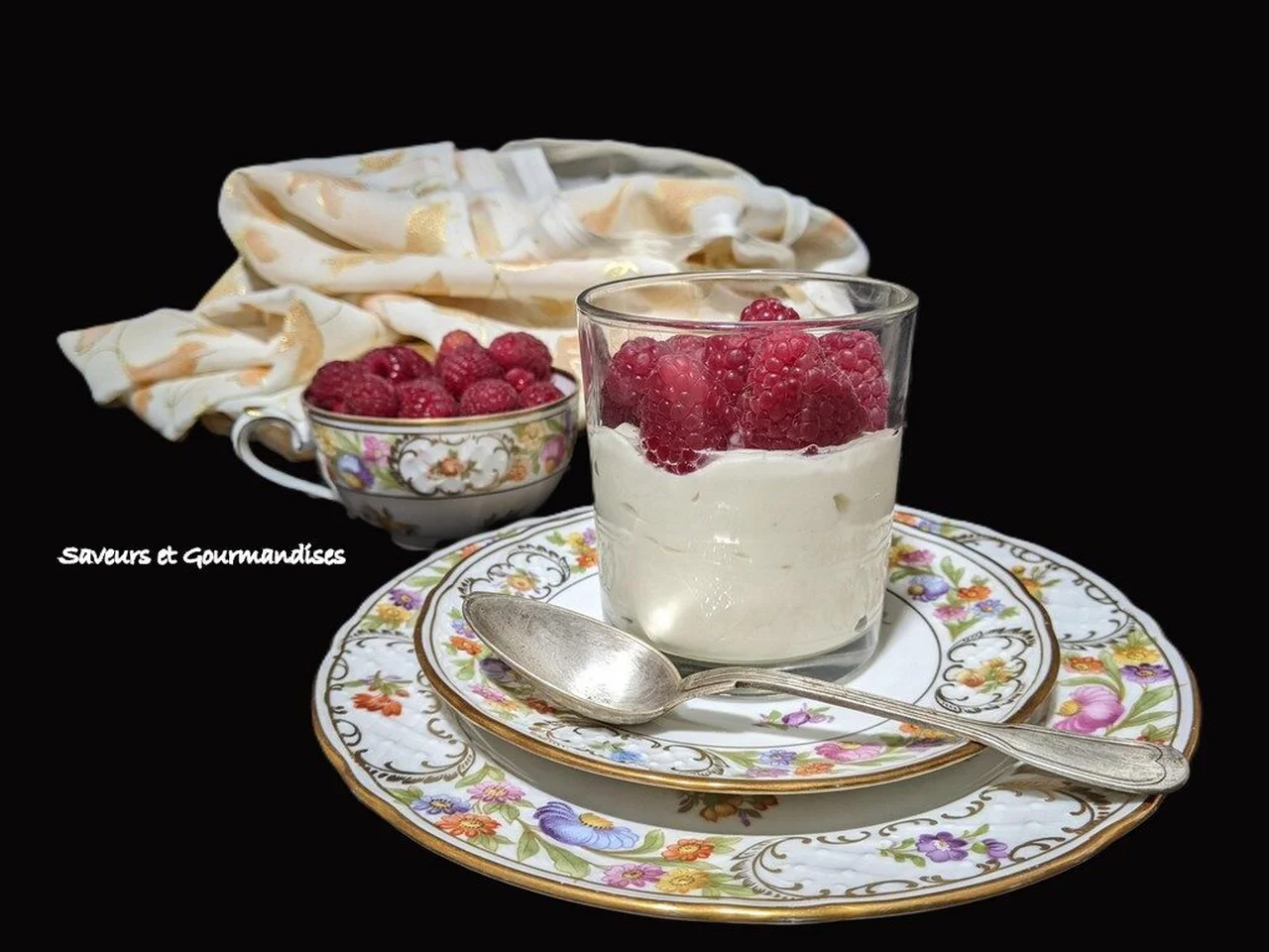 Crème de petits-suisses aux framboises