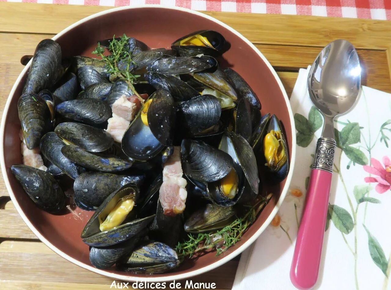 Moules à la poitrine fumée et crème