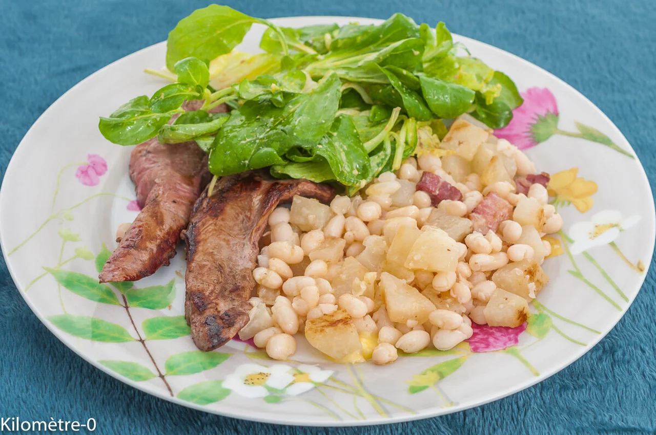 Aiguillettes de canard aux haricots blancs et chou rave