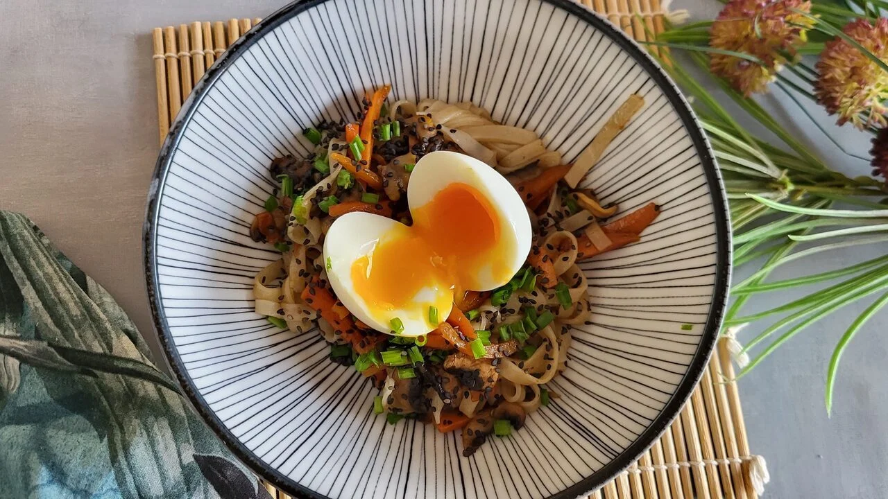 Nouilles de riz sautées aux légumes