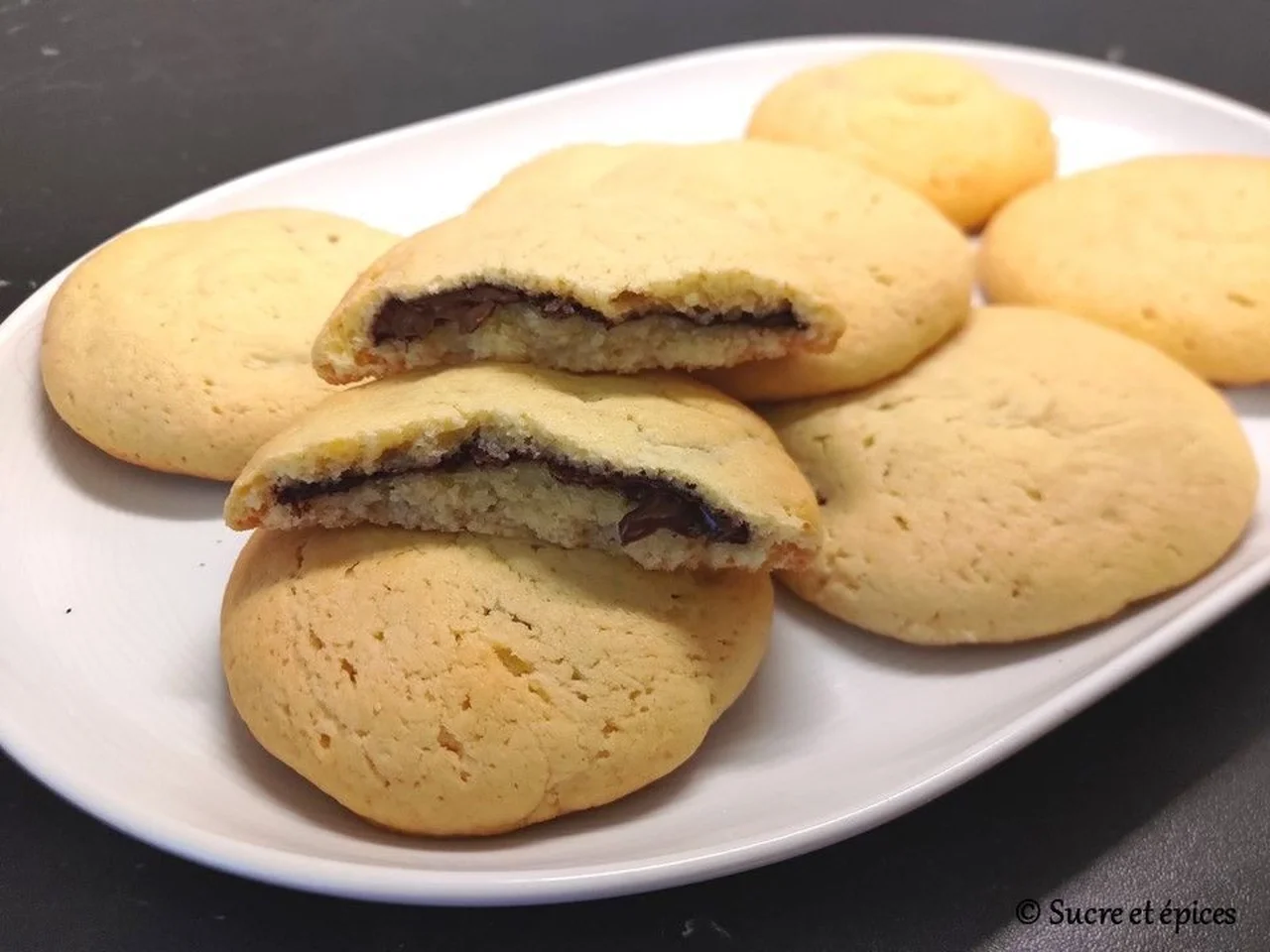 Biscuits moelleux fourrés au Nutella