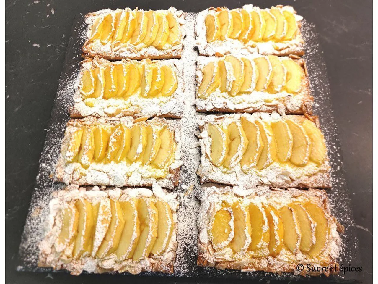 Feuilletés aux pommes à la crème pâtissière