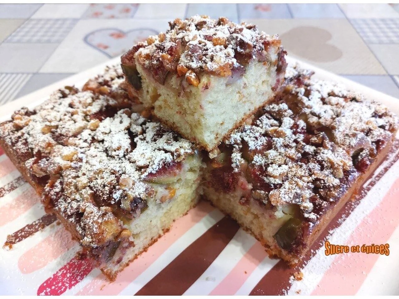 Gâteau facile aux figues et aux noix
