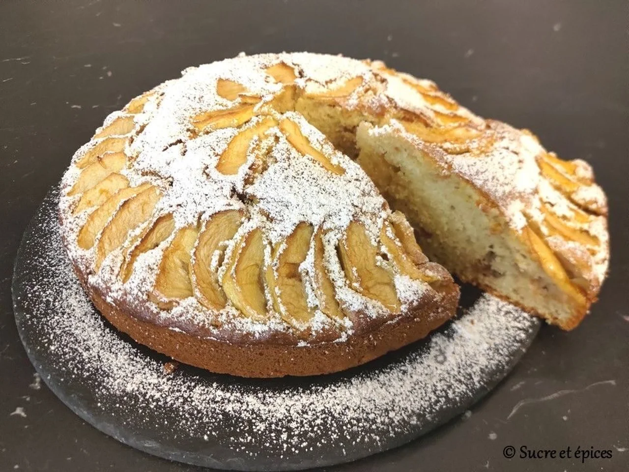 Gâteau rustique pommes cannelle