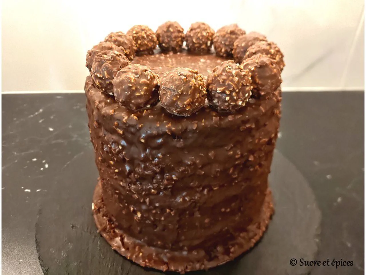 Layer cake Ferrero Rocher