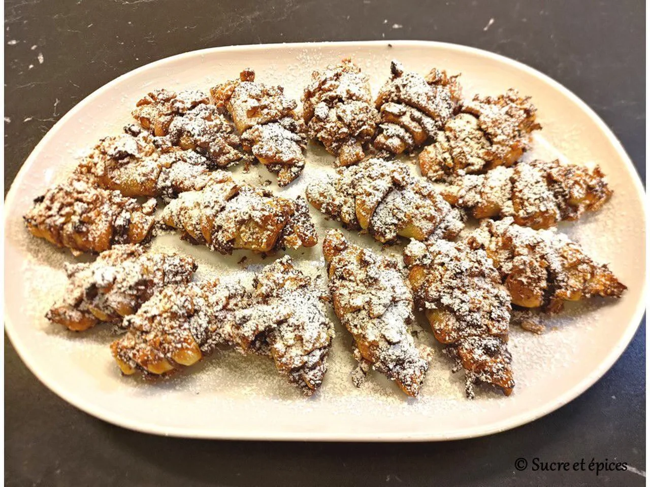 Mini croissants feuilletés au Nutella et aux noix