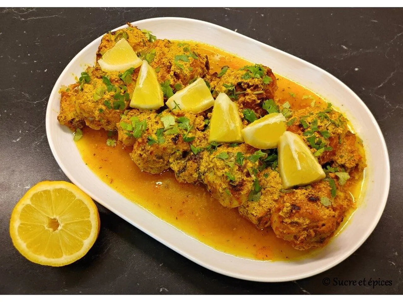 Pilons de poulet au yaourt, citron et épices