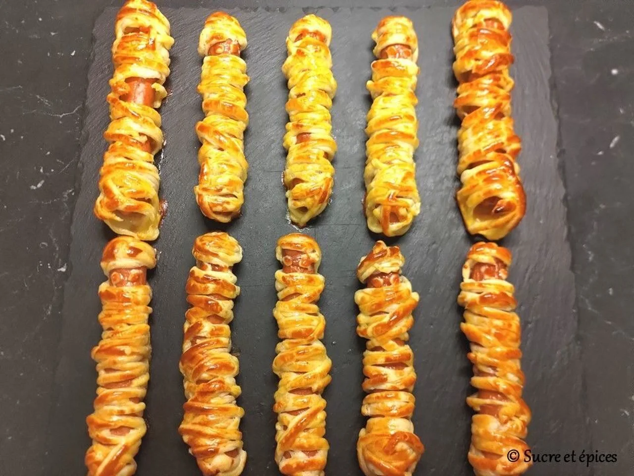 Saucisses déguisées en momies