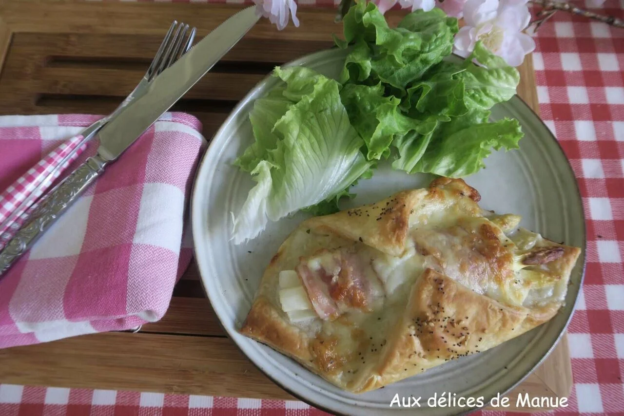 Feuilletés aux asperges, poitrine fumée et mozzarella