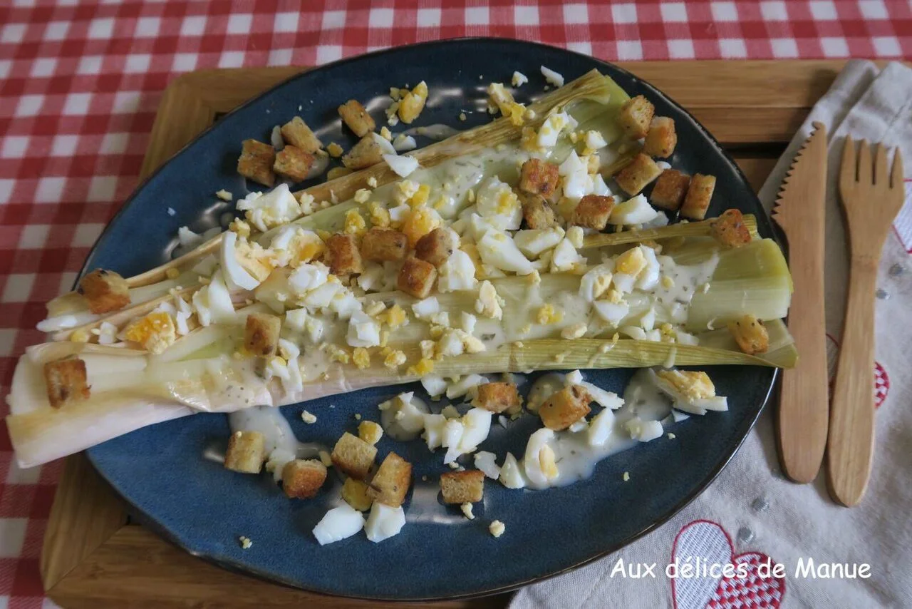 Poireaux à la vinaigrette mimosa