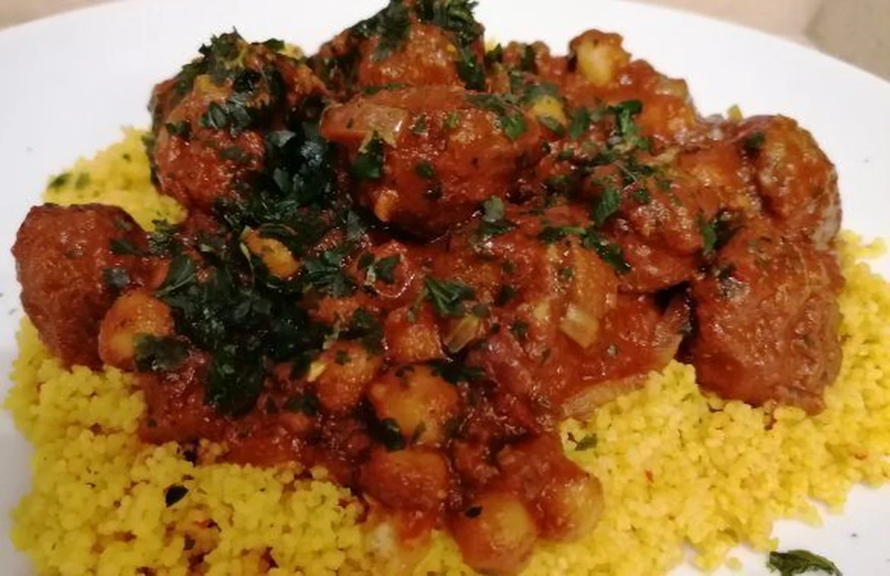 Tajine de keftas et pois chiches à la marocaine
