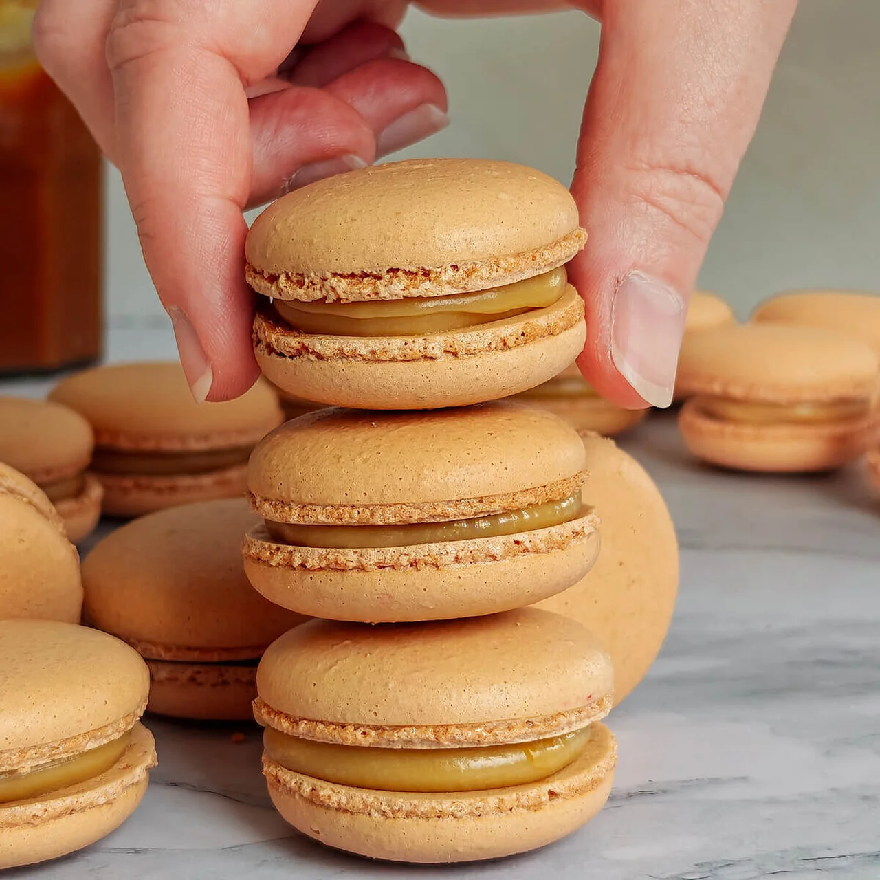 Macarons caramel beurre salé