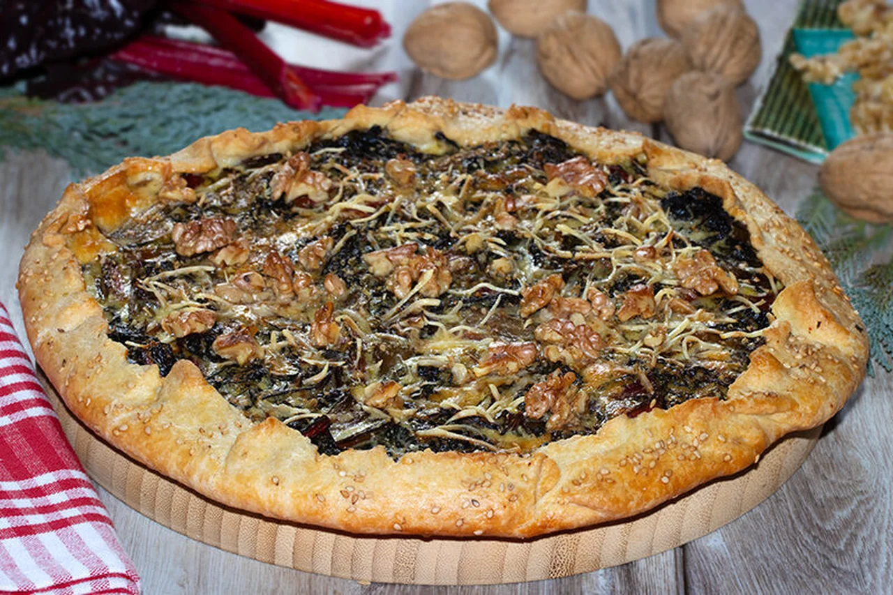 Tarte rustique aux blettes et aux noix